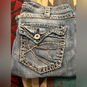 Silver Jeans. Bootcut Tuesday Jeans sz30